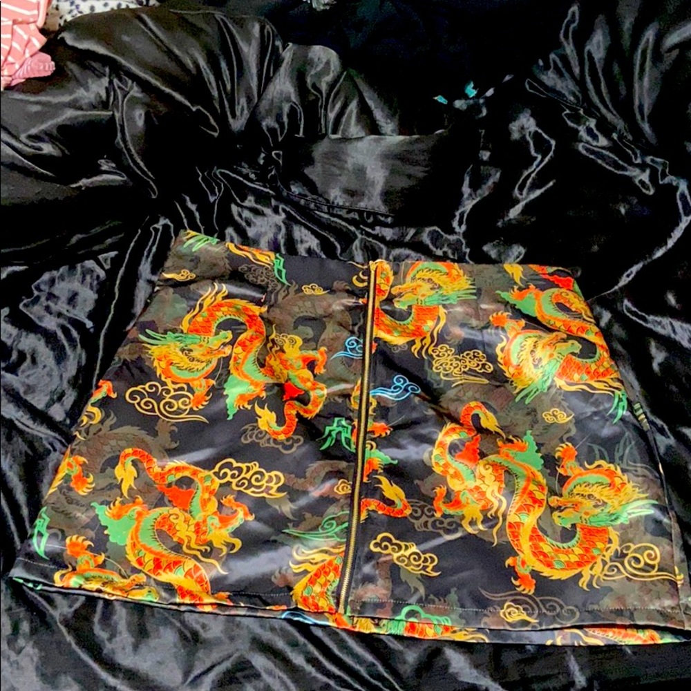 4X Dragon Mini Skirt, Never been worn.